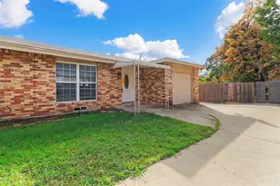 807 Ash Ln, Cedar Hill, TX 75104 - Photo 1