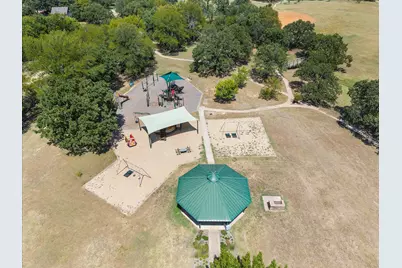 2915 Clover Lane, Dalworthington Gardens, TX 76015 - Photo 13