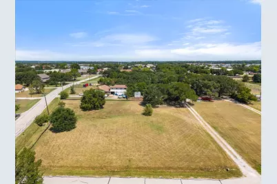 2915 Clover Lane, Dalworthington Gardens, TX 76015 - Photo 3