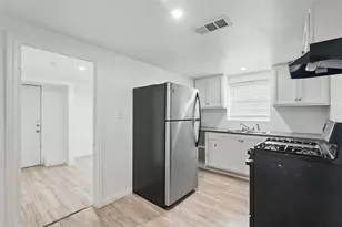 5341 Ash Ln, Dallas, TX 75223 - Photo 13