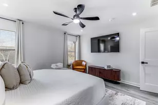 2228 Colony Ct, Dallas, TX 75235 - Photo 11