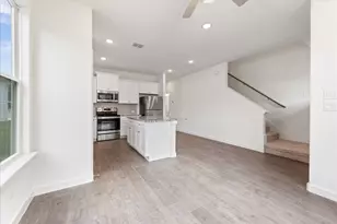 1217 Chestnut Ct, Runaway Bay, TX 76426 - Photo 7