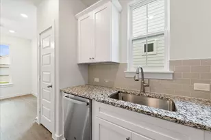 1217 Chestnut Ct, Runaway Bay, TX 76426 - Photo 11