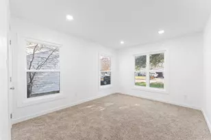 2661 Hudspeth Ave, Dallas, TX 75216 - Photo 17