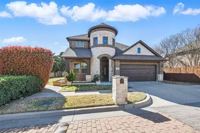 601 Crestridge Circle, Euless, TX 76040 - Photo 3