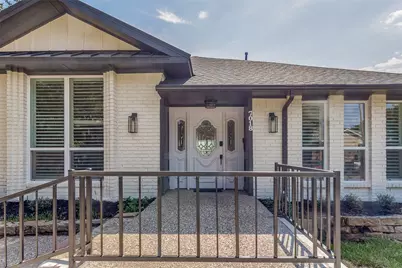 7018 Deloache, Dallas, TX 75225 - Photo 3