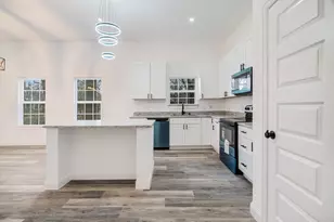 1605 Pine Bluff St, Paris, TX 75460 - Photo 3