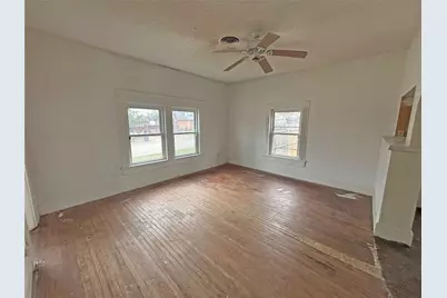6029 Plant Avenue, Fort Worth, TX 76112 - Photo 5