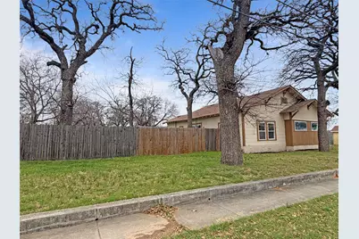 6029 Plant Avenue, Fort Worth, TX 76112 - Photo 3