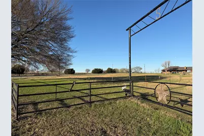 170 County Road 4678, Boyd, TX 76023 - Photo 21