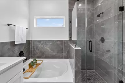 1681 C F Hawn Freeway Avenue, Dallas, TX 75215 - Photo 25