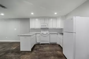 410 S Mirick Ave, Denison, TX 75020 - Photo 5