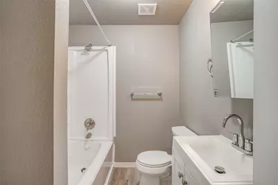 100 Henderson Street, Waxahachie, TX 75165 - Photo 11