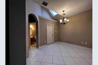 8628 Forest Glen Drive, Irving, TX 75063 - Photo 9