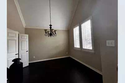 8628 Forest Glen Drive, Irving, TX 75063 - Photo 3