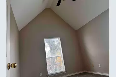 8628 Forest Glen Drive, Irving, TX 75063 - Photo 15