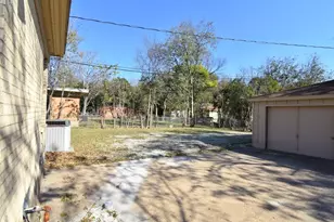 10232 San Lorenzo Dr, Dallas, TX 75228 - Photo 15