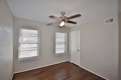 10232 San Lorenzo Drive, Dallas, TX 75228 - Photo 9