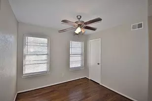 10232 San Lorenzo Dr, Dallas, TX 75228 - Photo 9