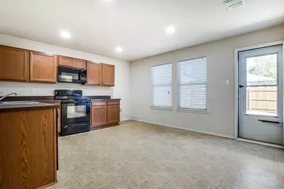 16504 Cowboy Trail, Fort Worth, TX 76247 - Photo 5