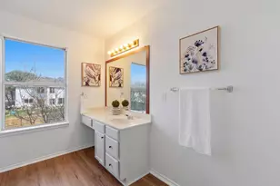 1613 Hedgewood Trail, Fort Worth, TX 76112 - Photo 11