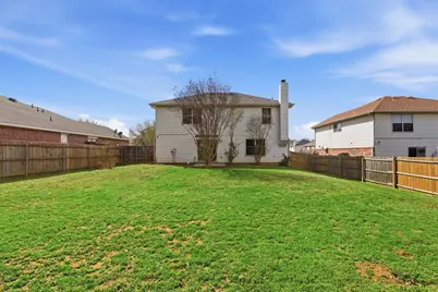 1613 Hedgewood Trail, Fort Worth, TX 76112 - Photo 19