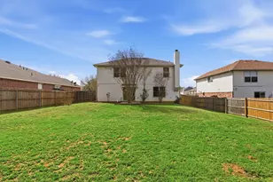 1613 Hedgewood Trail, Fort Worth, TX 76112 - Photo 19