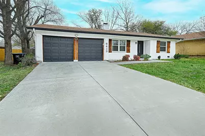 6413 Stonewall Street, Greenville, TX 75402 - Photo 1