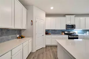 10332 Fall Brk Dr, Aubrey, TX 76227 - Photo 5