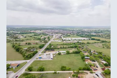 2770 Fall Creek, Granbury, TX 76049 - Photo 15