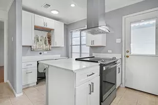 13881 Brookgreen Dr, Dallas, TX 75240 - Photo 17