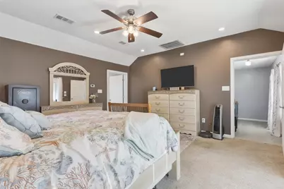 1106 Scenic Drive, Granbury, TX 76048 - Photo 11