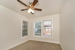 814 W College St, Sherman, TX 75092 - Photo 11