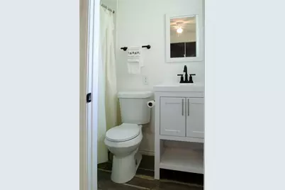 308 E Broadmore Avenue, Wills Point, TX 75169 - Photo 11