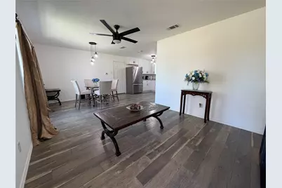 308 E Broadmore Avenue, Wills Point, TX 75169 - Photo 3