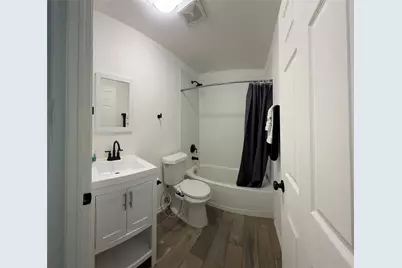 308 E Broadmore Avenue, Wills Point, TX 75169 - Photo 9