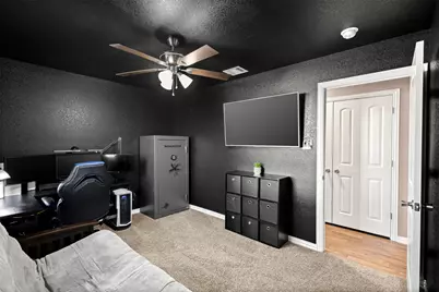 300 Lipscomb Street, Cleburne, TX 76031 - Photo 25