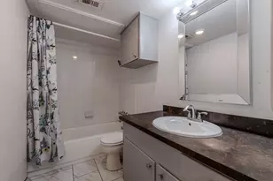 2721 W Oakdale Rd, Irving, TX 75060 - Photo 21