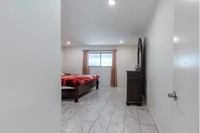 2721 W Oakdale Road, Irving, TX 75060 - Photo 23