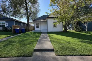 522 E Woodard St, Denison, TX 75021 - Photo 1