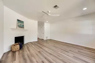 190 Merlin Way, Euless, TX 76039 - Photo 3