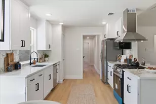 1916 Macao Pl, Plano, TX 75075 - Photo 9