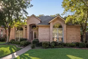 6006 Wallace Meadows Ct, Arlington, TX 76001 - Photo 3