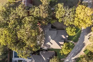 6006 Wallace Meadows Ct, Arlington, TX 76001 - Photo 33