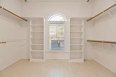 6006 Wallace Meadows Court, Arlington, TX 76001 - Photo 15