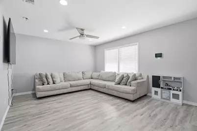 1540 Roma Lane, Fort Worth, TX 76134 - Photo 7