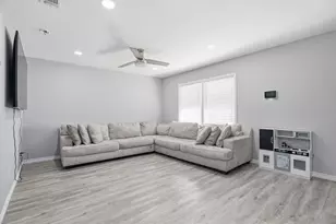 1540 Roma Ln, Fort Worth, TX 76134 - Photo 7