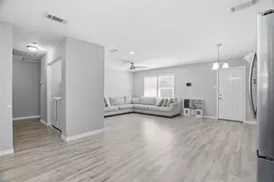 1540 Roma Ln, Fort Worth, TX 76134 - Photo 11