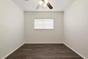 108 Thoroughbred Dr, Krum, TX 76249 - Photo 19