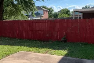 904 Valleybrook Dr, Lewisville, TX 75067 - Photo 9